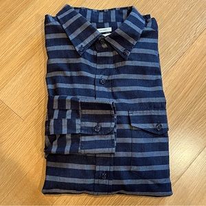 Old Navy Brushed Cotton Button Down Small